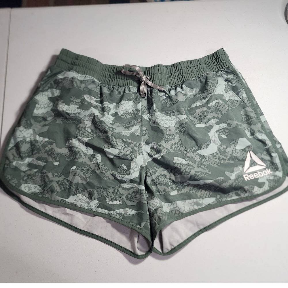 Reebok Womens Camo Snakeskin Running Shorts‎ Green XL Athletic Gym Workout Liner